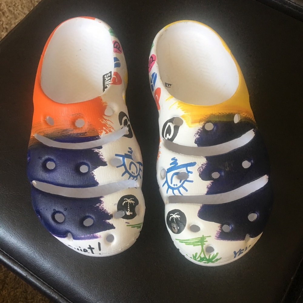 Keen women’s Yogui Arts, size 7.